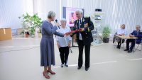 Пары, состоящие более пятидесяти лет в браке, поделились своим опытом