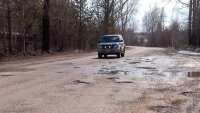 Дорожная служба КБУ приступила к ямочному ремонту