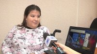 Ноутбук получила студентка, которая из-за особенностей здоровья учится в ВУЗе дистанционно