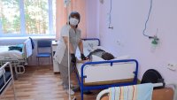 Универсальные солдаты в халатах