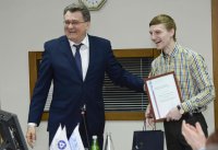 Президент АО «ТВЭЛ» Юрий Оленин поощрил молодых работников ЭХЗ