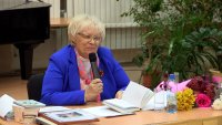 Зеленогорская поэтесса Зинаида Кузнецова отметила 80-летие творческим вечером &quot;Свет в окне&quot;