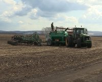 Старт посевной кампании 2016 года в этом году затянулся