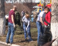 Работники ЭХЗ провели субботник в парке атомной отрасли