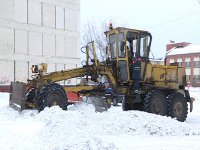 На прочность коммунальщиков испытывает не только погода
