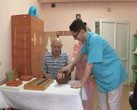 Будущих медиков с профессией знакомят заранее