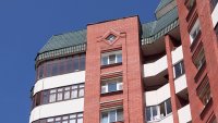 Жильцы Ленина, 1 более 5 лет борются с неисправностями канализационной системы