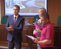 Четыре семьи получили сертификаты на приобретение жилья